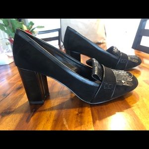 Nine West Black leather and suede shoes